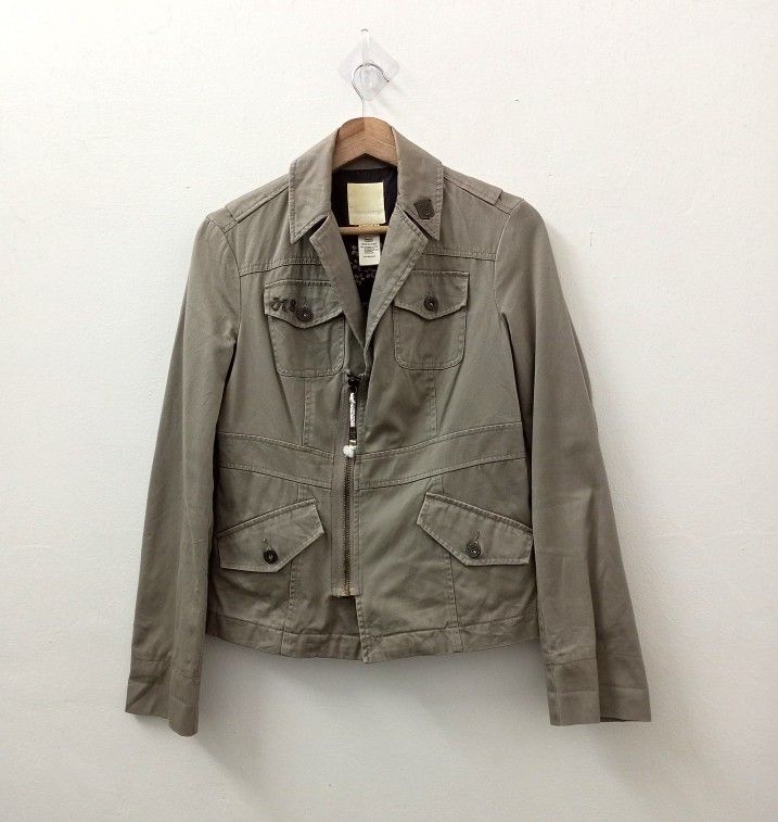 Women's Coats, Jackets, & Vests