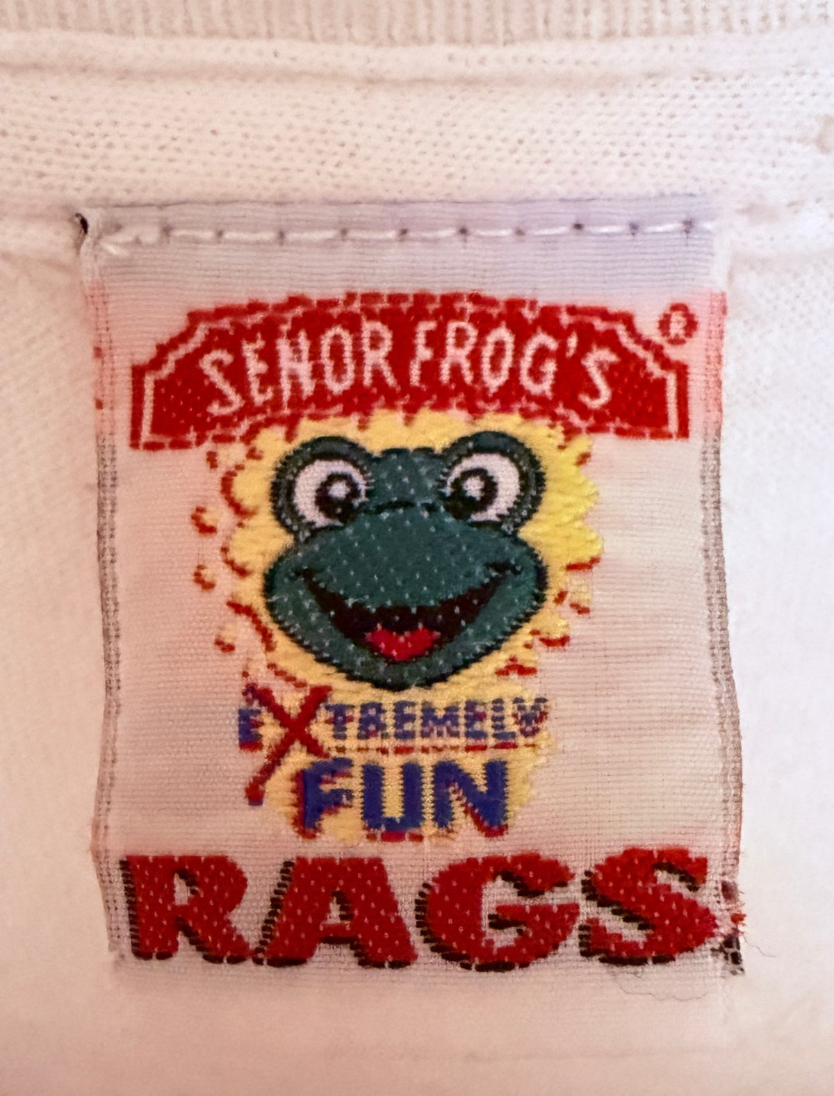 Señor Frog's Men's White Extreme Fun Rags T-Shirt — brand label