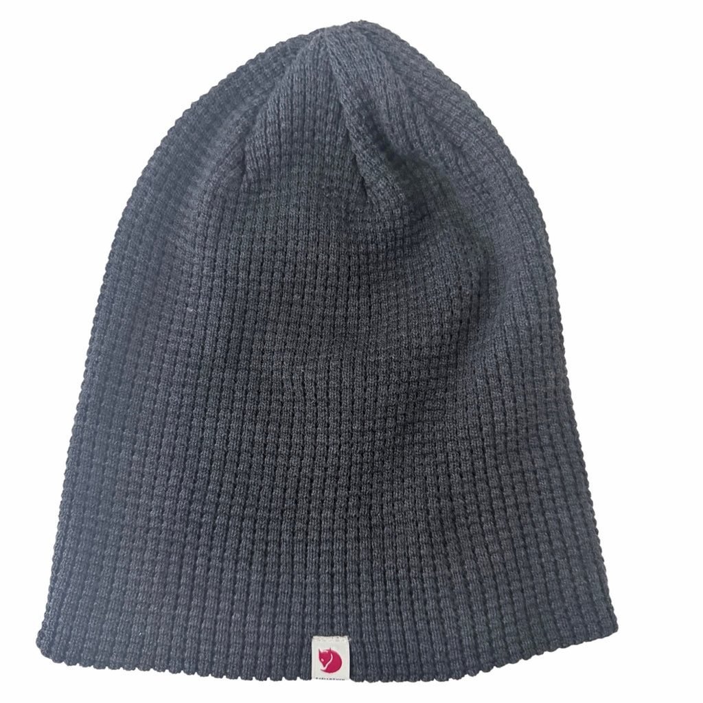 Fjallraven Tab Hat Dark Gray Rib Knit Beanie One Size Sweden Flag