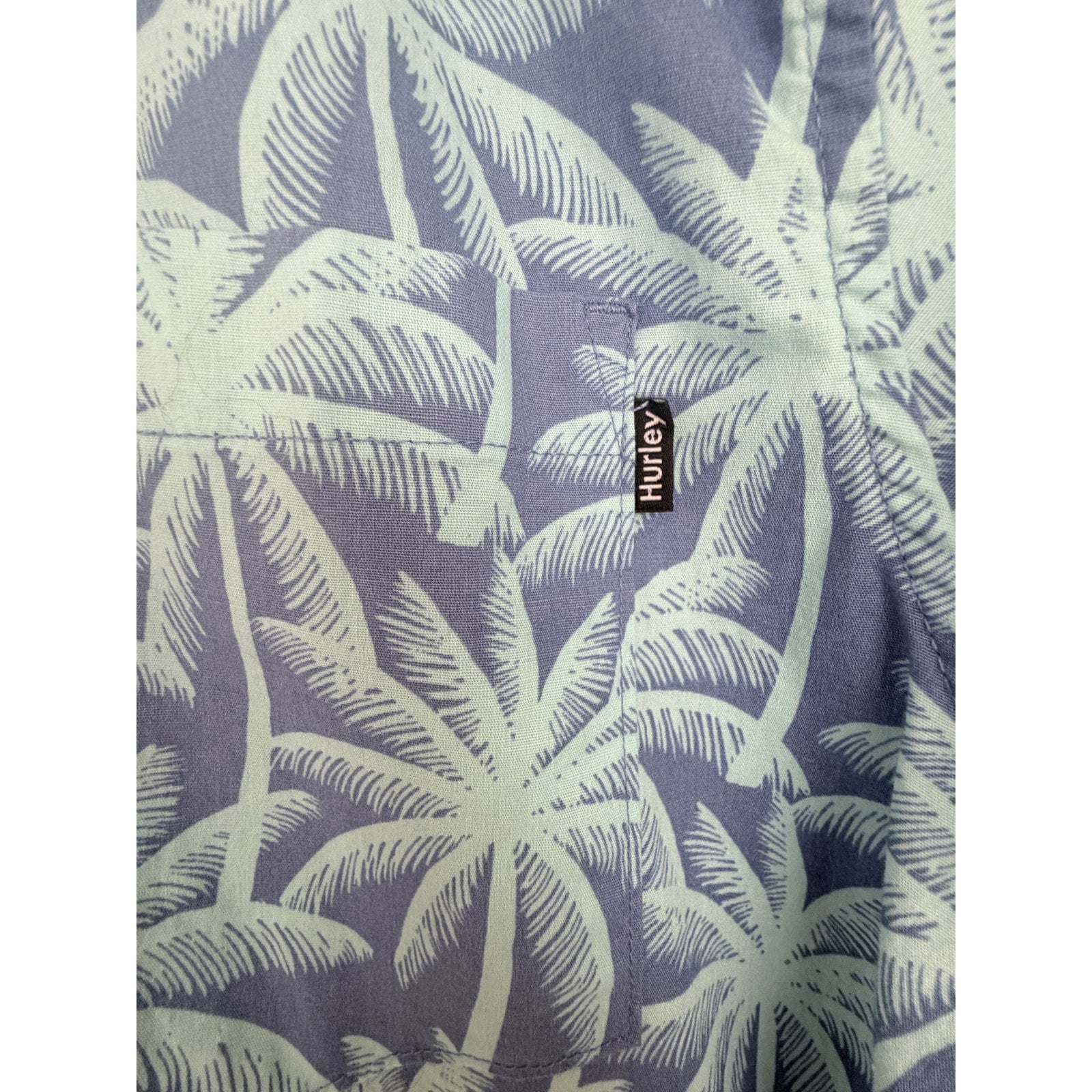 Hurley Hawaiian Shirt Mens XL Blue Palm Tree Tropical Button Up Beach Camp