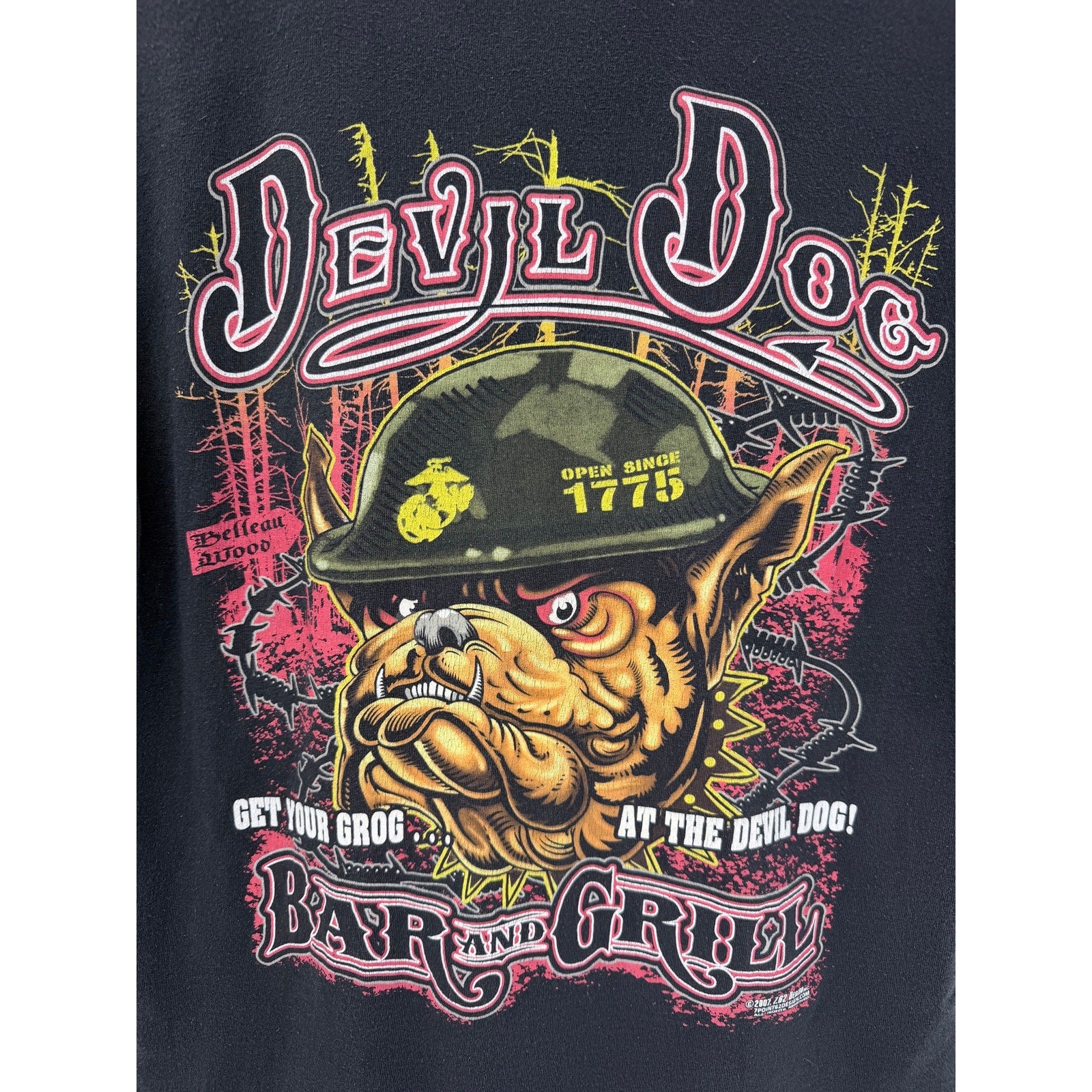 Devil Dog Bar And Grill Graphic T Shirt Mens Medium Black Military Biker Tee
