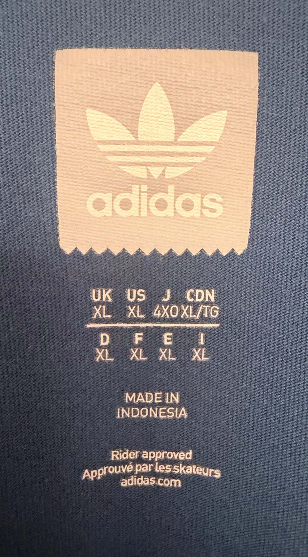 adidas Men's Blue Rugby Colorblock Raglan T-Shirt — brand label