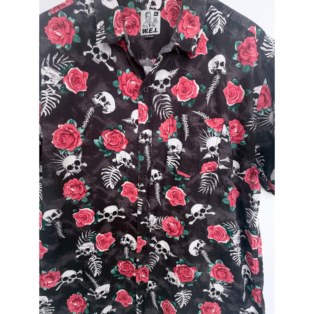 W.E.I Skull Rose Button Up Shirt Mens XL Black Gothic Punk Short Sleeve