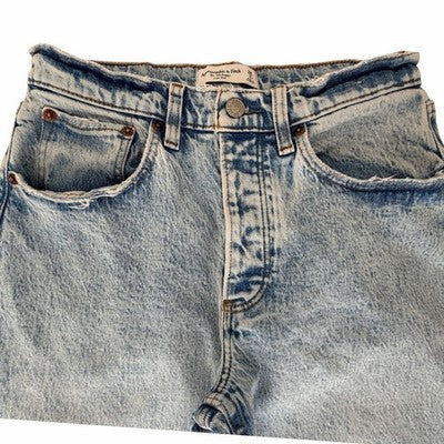 Abercrombie 90s Baggy Low Rise Jeans Womens 26 Light Wash - product photo 3