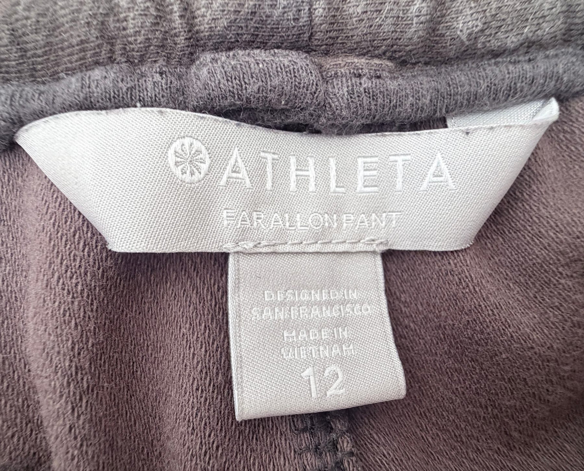 Athleta Women's Brown Farallon Pant Pants — brand label