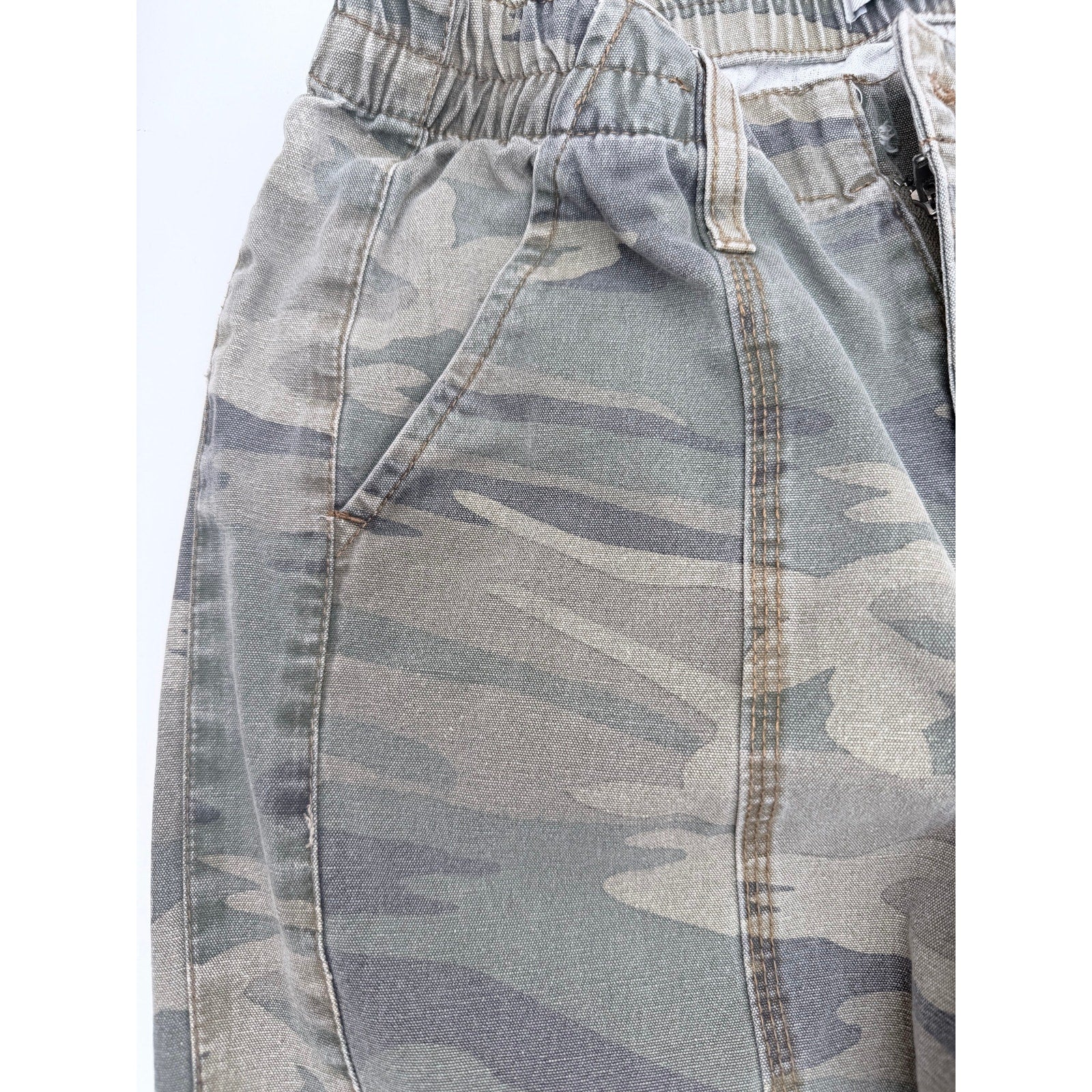 Y2K Camo Cargo Pants Womens 5 27 Wide Leg Baggy Utility Streetwear