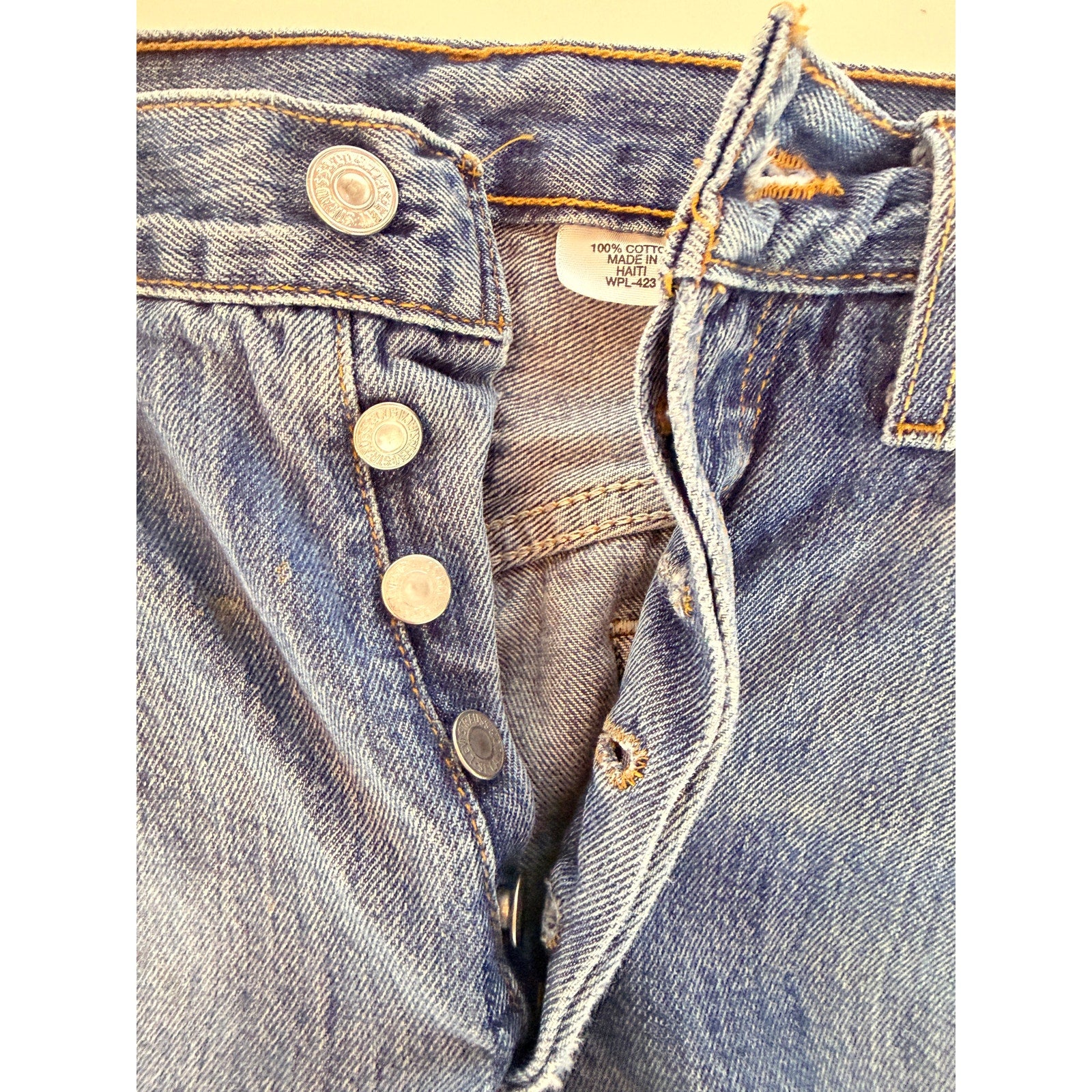 Levi Strauss 501 Jeans Mens 32x30 Blue Denim Button Fly Straight Leg Pants