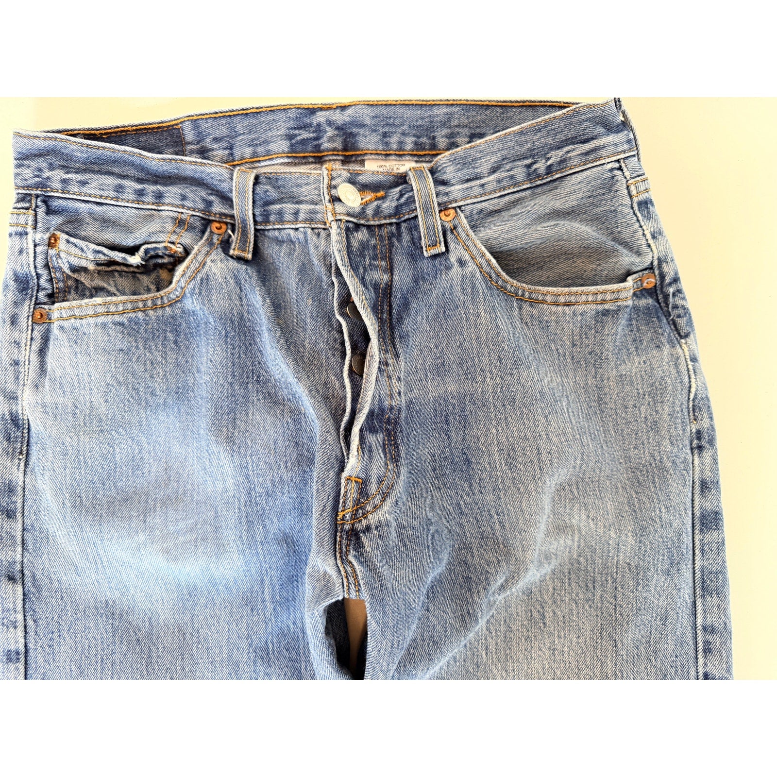 Levi Strauss 501 Jeans Mens 32x30 Blue Denim Button Fly Straight Leg Pants