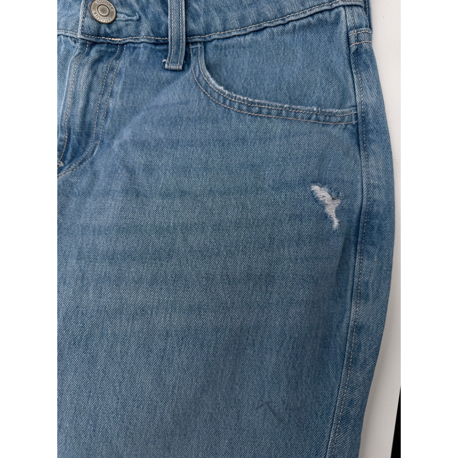 Hollister Jeans Womens 6S W26 Low Rise Baggy Distressed Denim