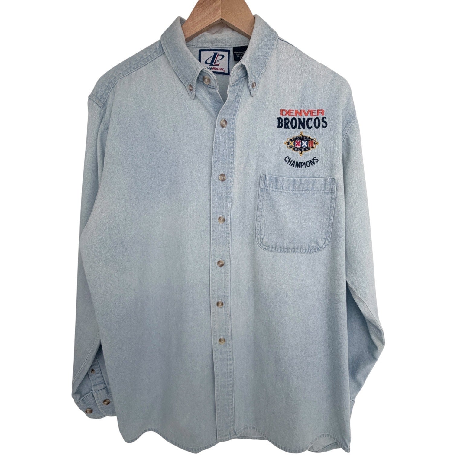 Denver Broncos Super Bowl XXXII Button Down Shirt Mens Medium NFL Denim