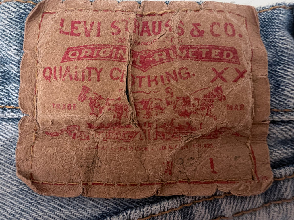 Levi's Men's Light Blue 501 Original Fit Jeans — view 8