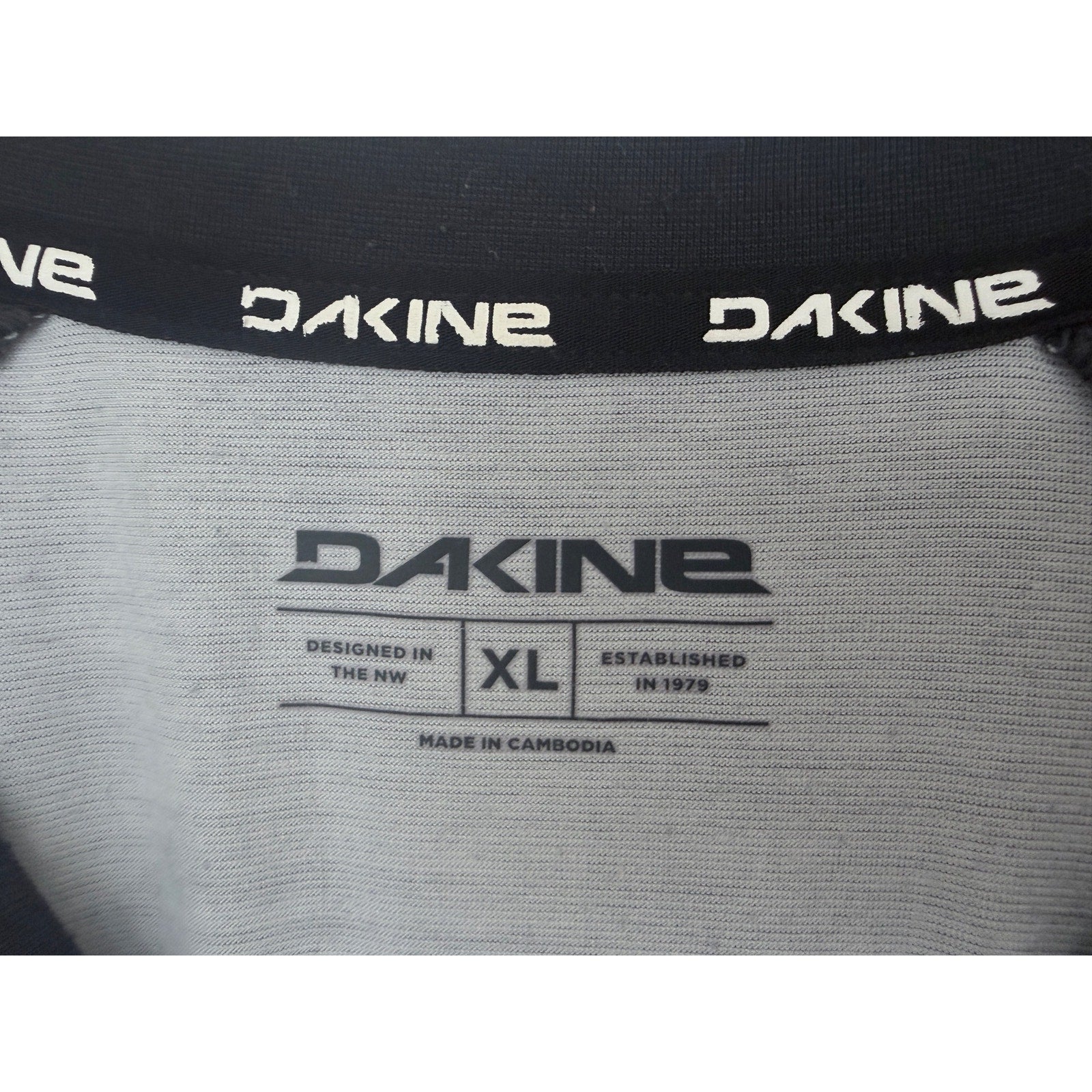 Dakine Raglan Shirt Mens XL Gray Black 3/4 Sleeve Surf Skate MTB Jersey