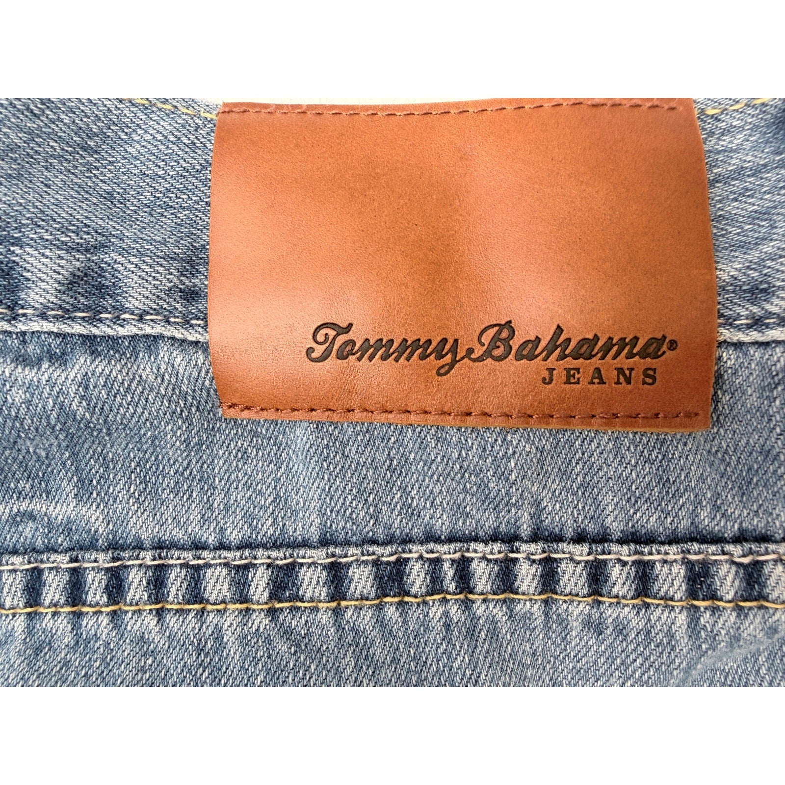 Tommy Bahama Jeans Mens 38x30 Light Wash Classic Fit Denim Pants