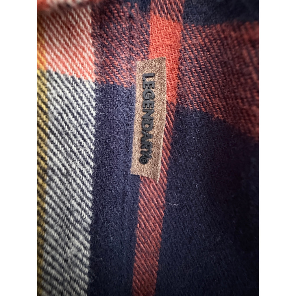 Legendary Whitetails Flannel Shirt Jacket Mens XL Plaid Corduroy Collar Shacket