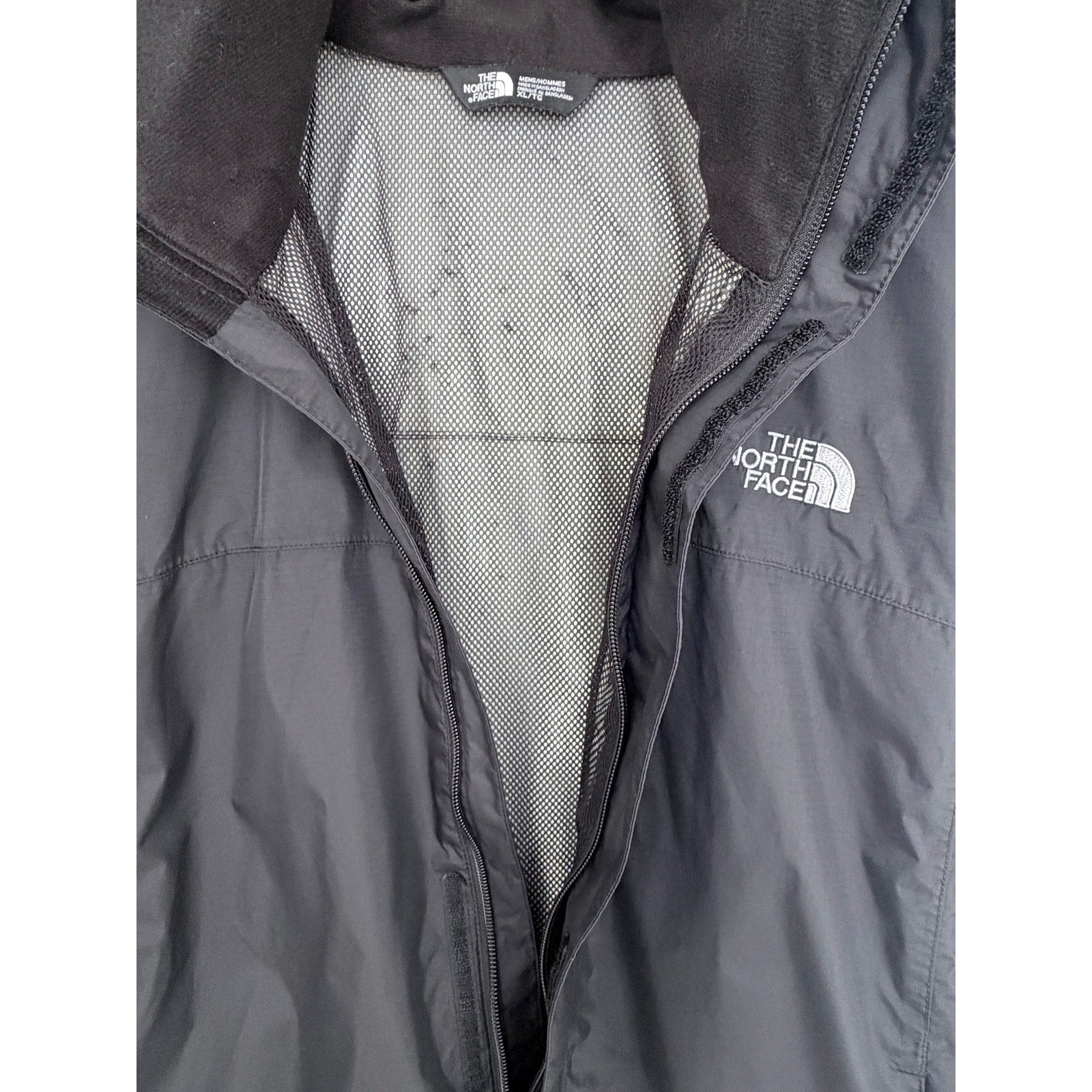 The North Face Venture Rain Jacket Mens XL Black Hooded Waterproof Shell