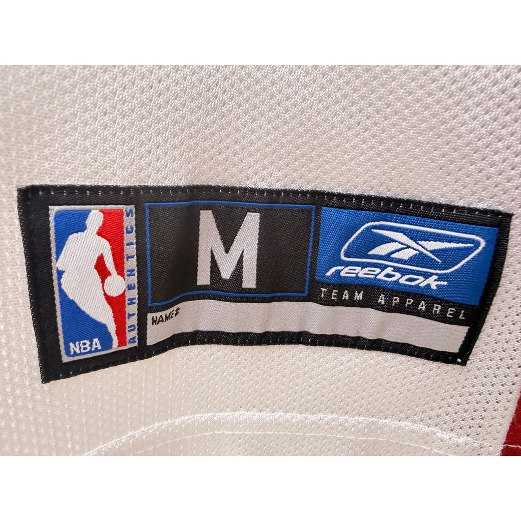 Cleveland Cavaliers 23 Basketball Jersey Mens Medium Lebron Reebok NBA White Red