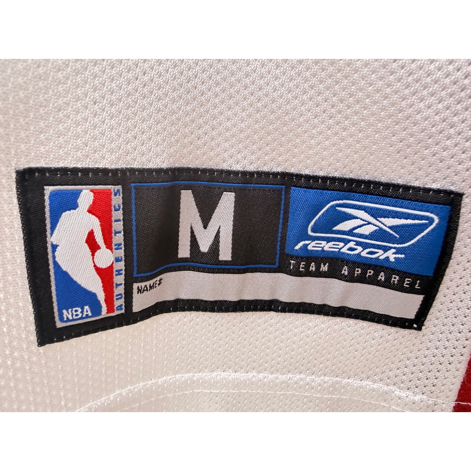 Cleveland Cavaliers 23 Basketball Jersey Mens Medium Lebron Reebok NBA White Red