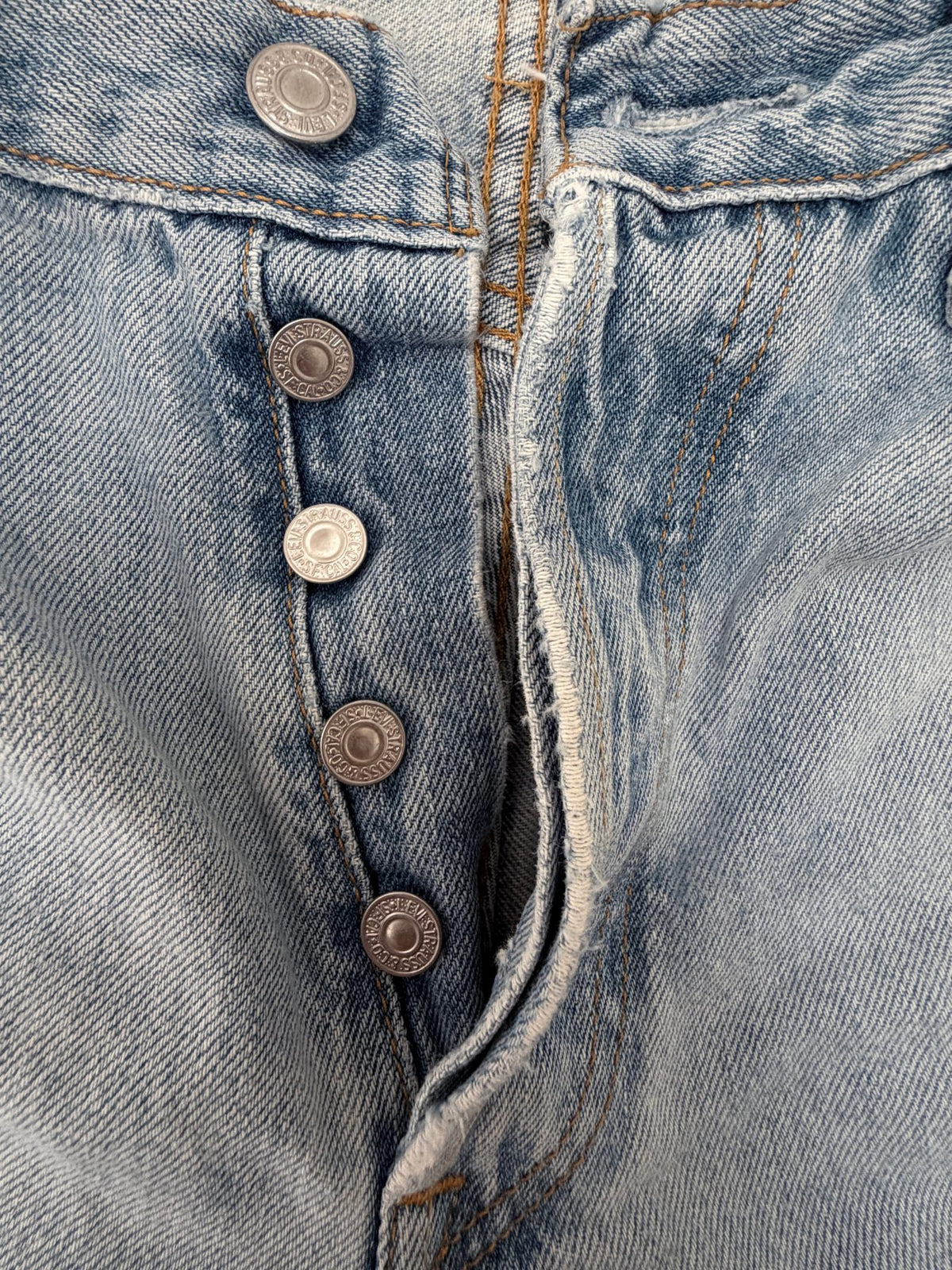 Levi's Men's Light Blue 501 Original Fit Jeans — view 4