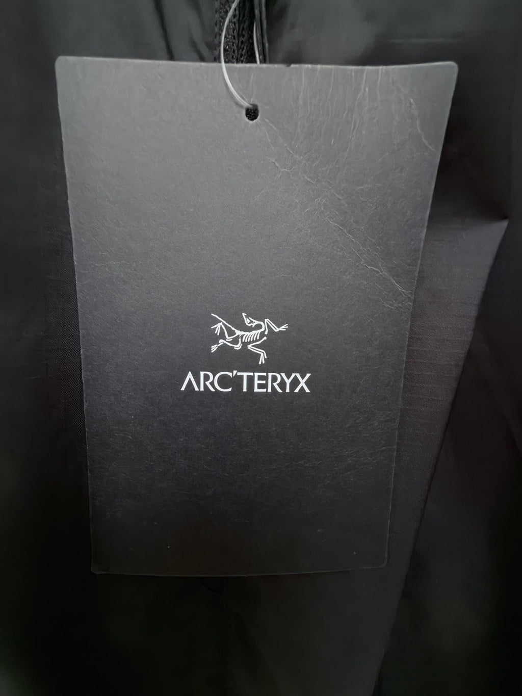 Arc'teryx Men's Black Squamish Jacket M Jacket — brand label