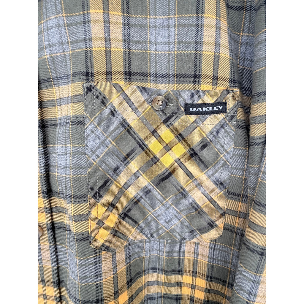 Oakley Plaid Button Up Shirt Mens XL Gray Yellow Long Sleeve Casual Shirt