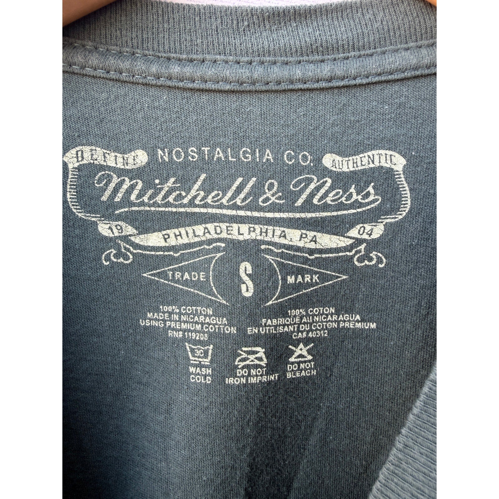 Mitchell & Ness Subway Series 2000 Mets Yankees Graphic Tee Mens Small MLB Tee additional view 2