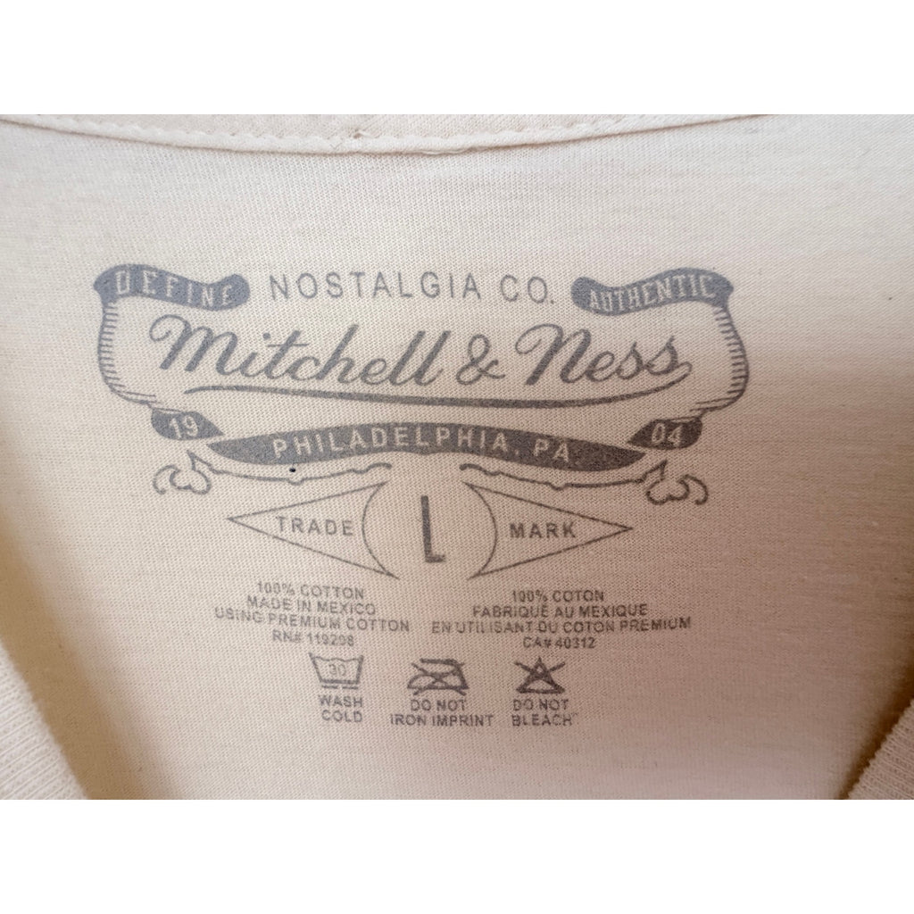 Mitchell & Ness New York Yankees Champions Tee Shirt Mens L Cream MLB 1998 1999