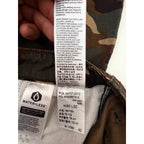Levi's '94 Baggy Green Camo Cargo Pants Womens 30x30