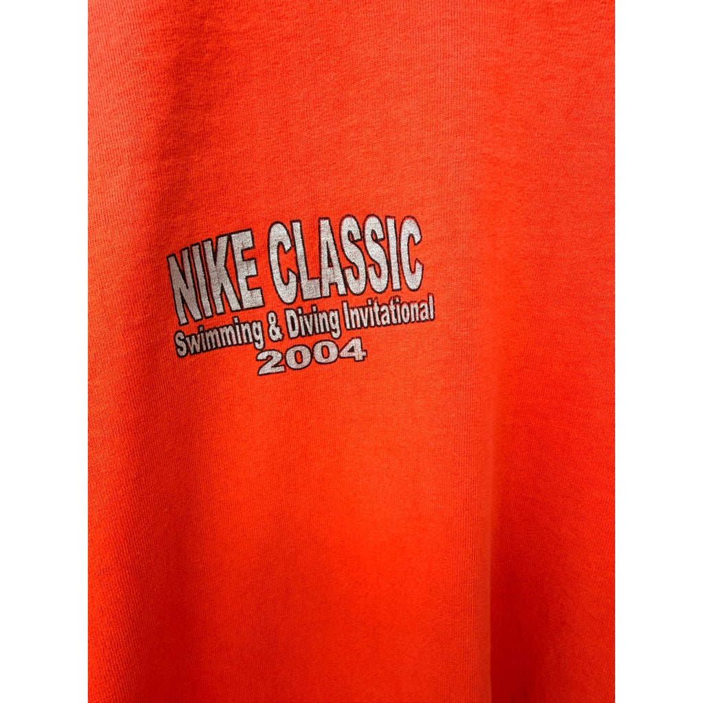 Nike Classic 2004 Swimming & Diving Invitational T-Shirt Mens Medium Red