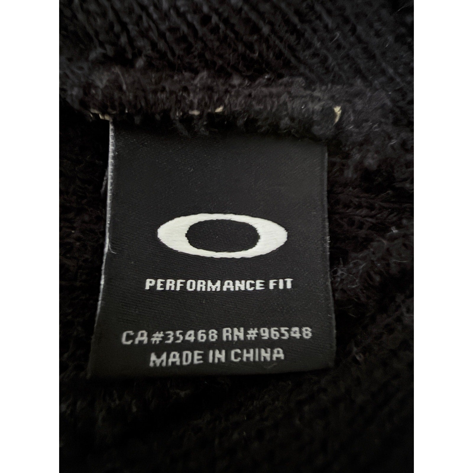 Oakley Performance Fit Black Rib Knit Beanie One Size Winter Hat