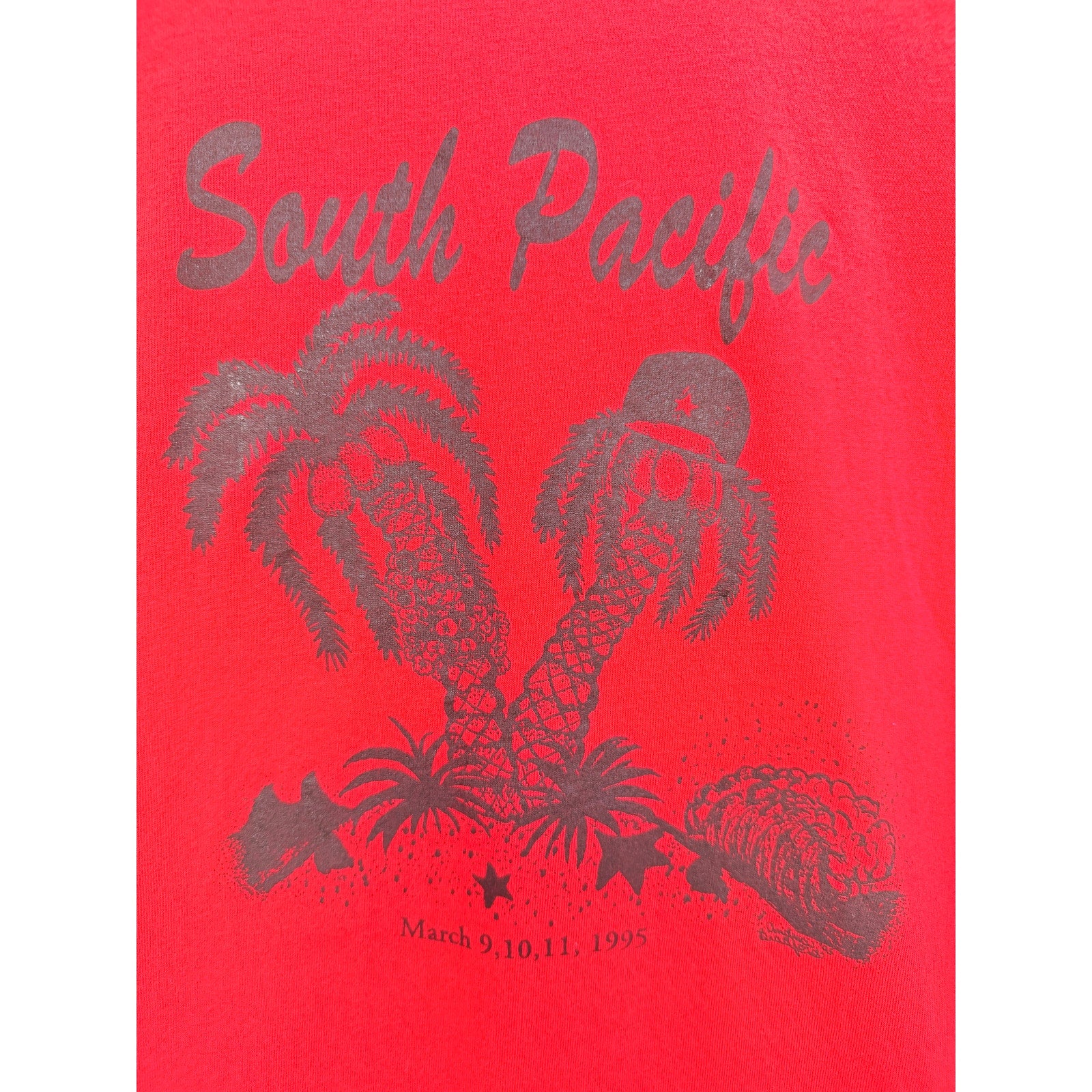 Vintage 1995 South Pacific T Shirt Mens XL Red Tee Jays USA Made Graphic Tee