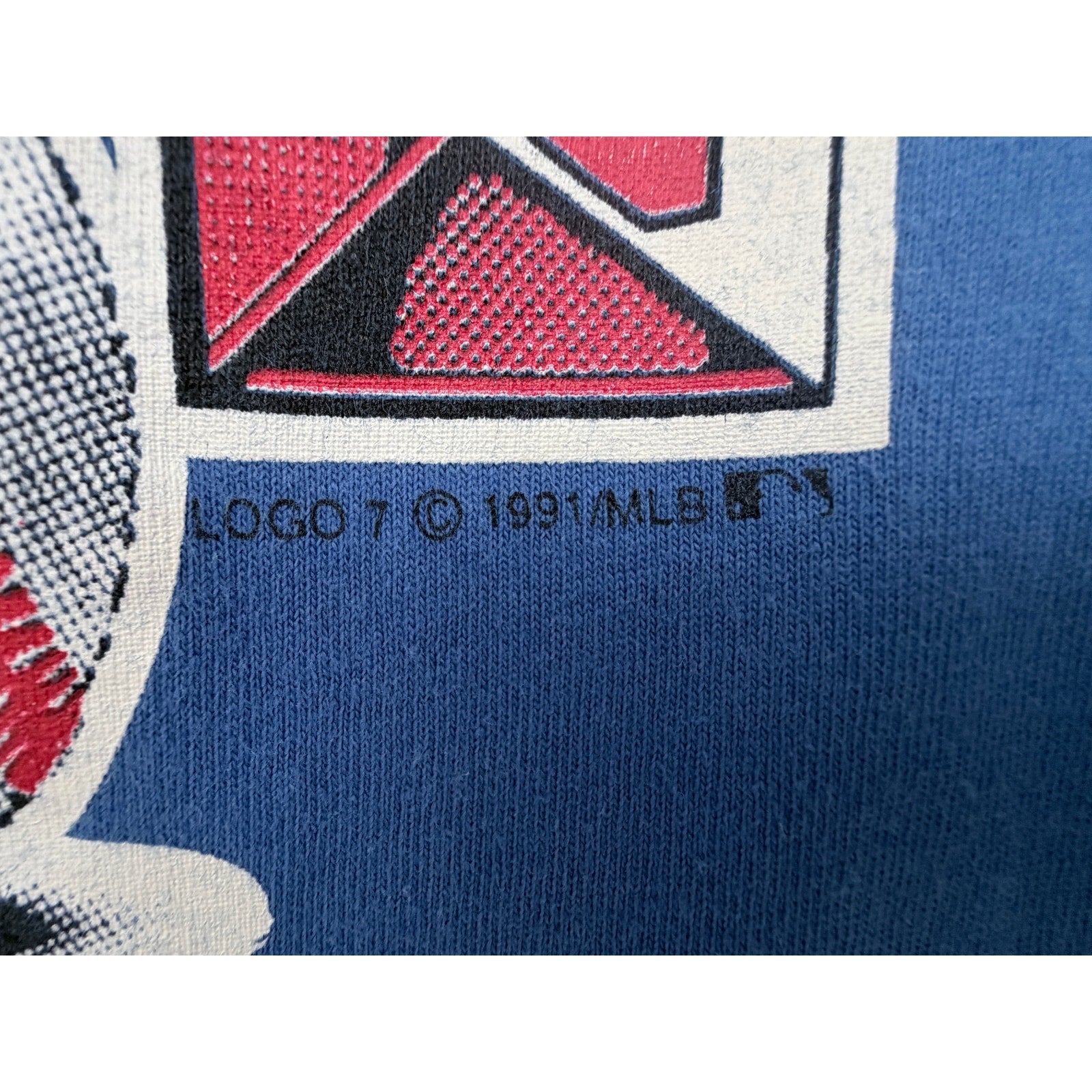 Vintage Chicago Cubs T Shirt Mens Large Blue MLB USA Made Hanes Baseball Graphic