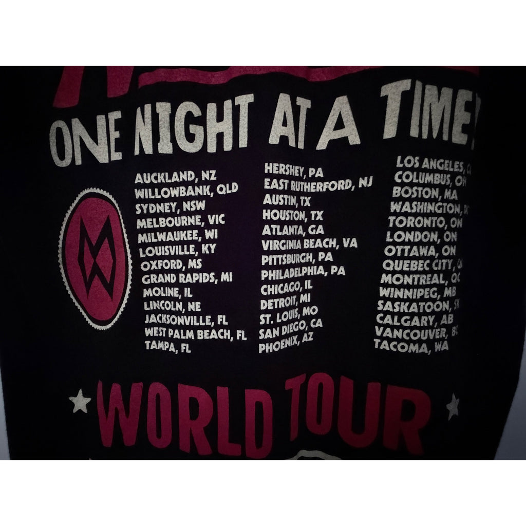 Morgan Wallen One Night At A Time World Tour Graphic T Shirt Mens Medium Black