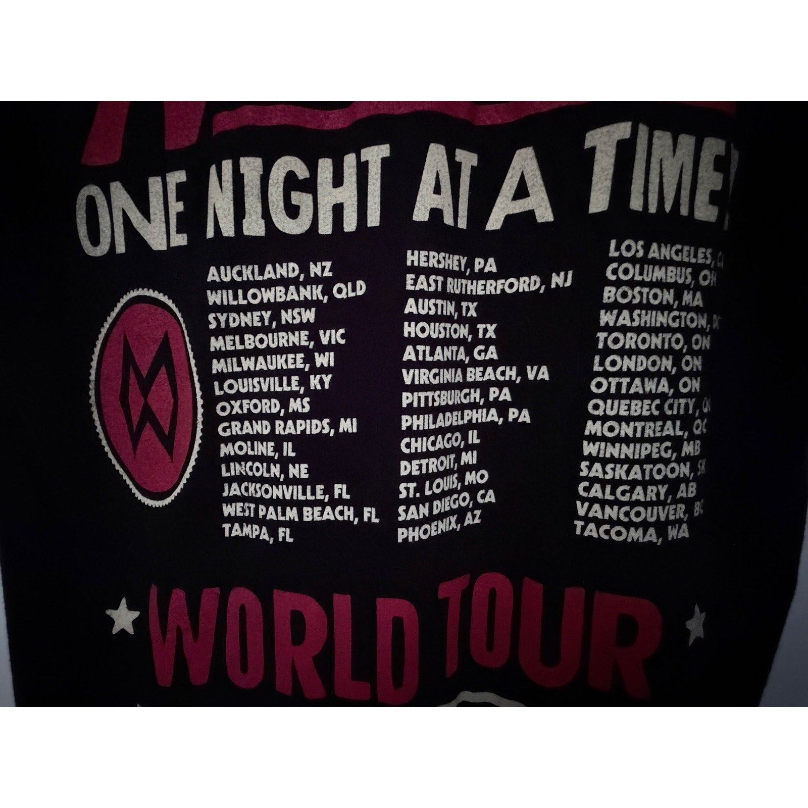 Morgan Wallen One Night At A Time World Tour Graphic T Shirt Mens Medium Black