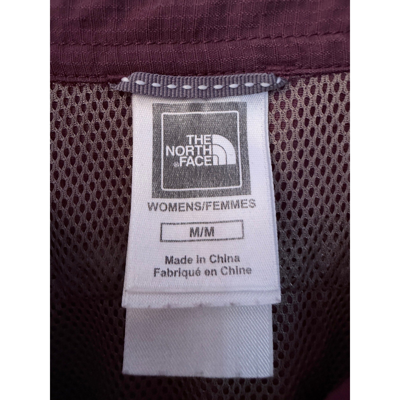 The North Face Button Up Shirt Womens Medium Purple Hiking Outdoor Lightweight