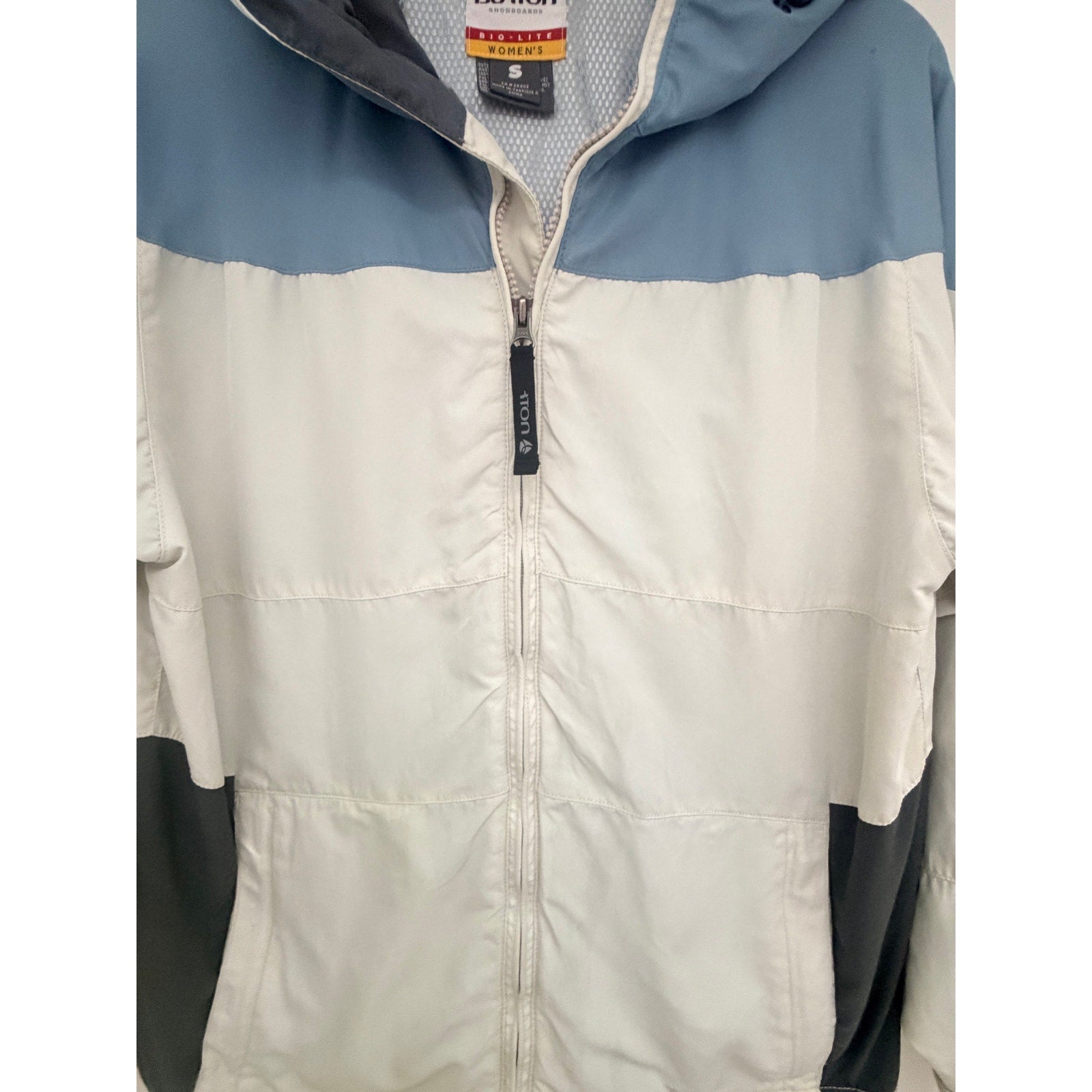 Burton Bio-Lite Blue White Snowboard Jacket Womens Small