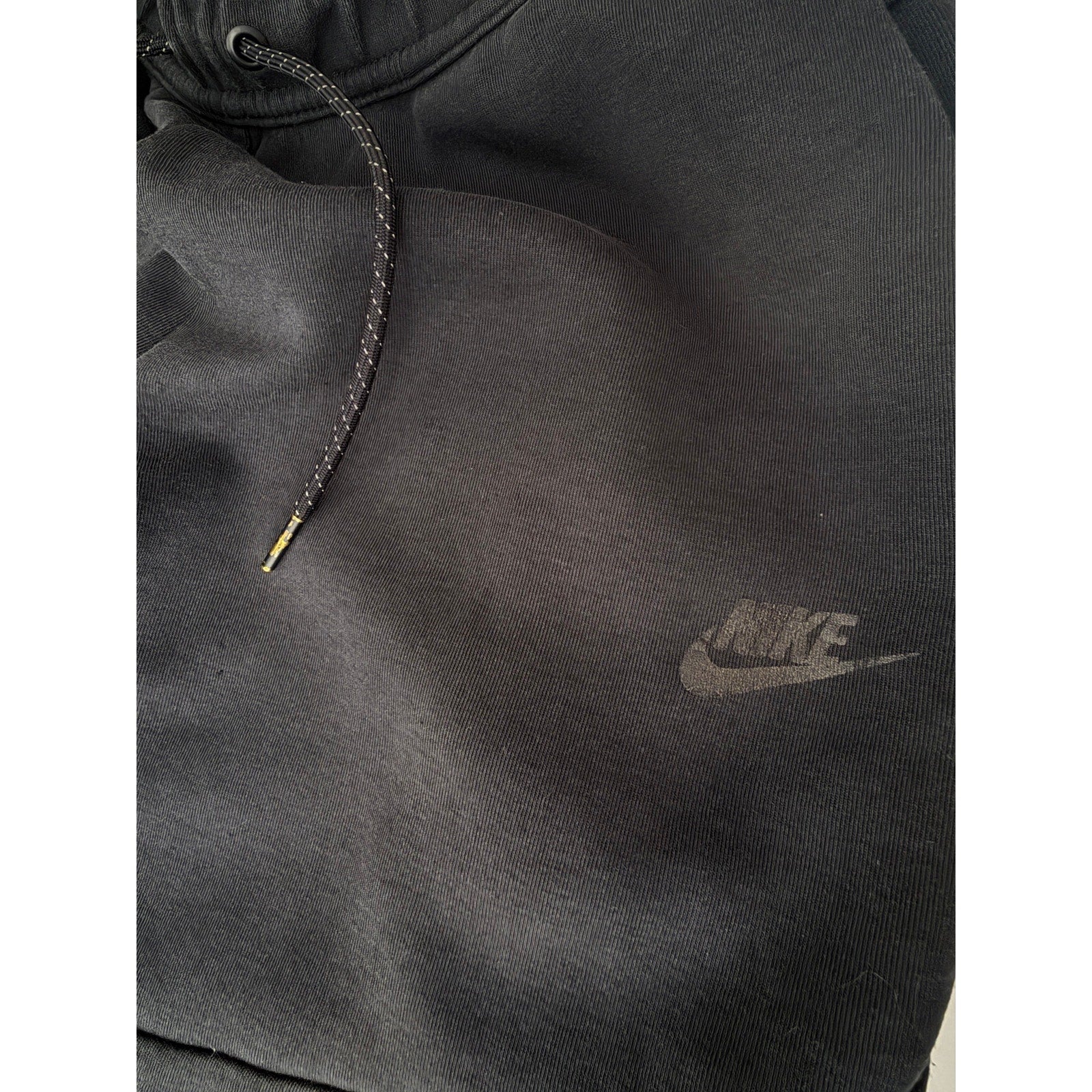 Nike Mens Large Black Jogger Pants Athletic Tapered Swoosh