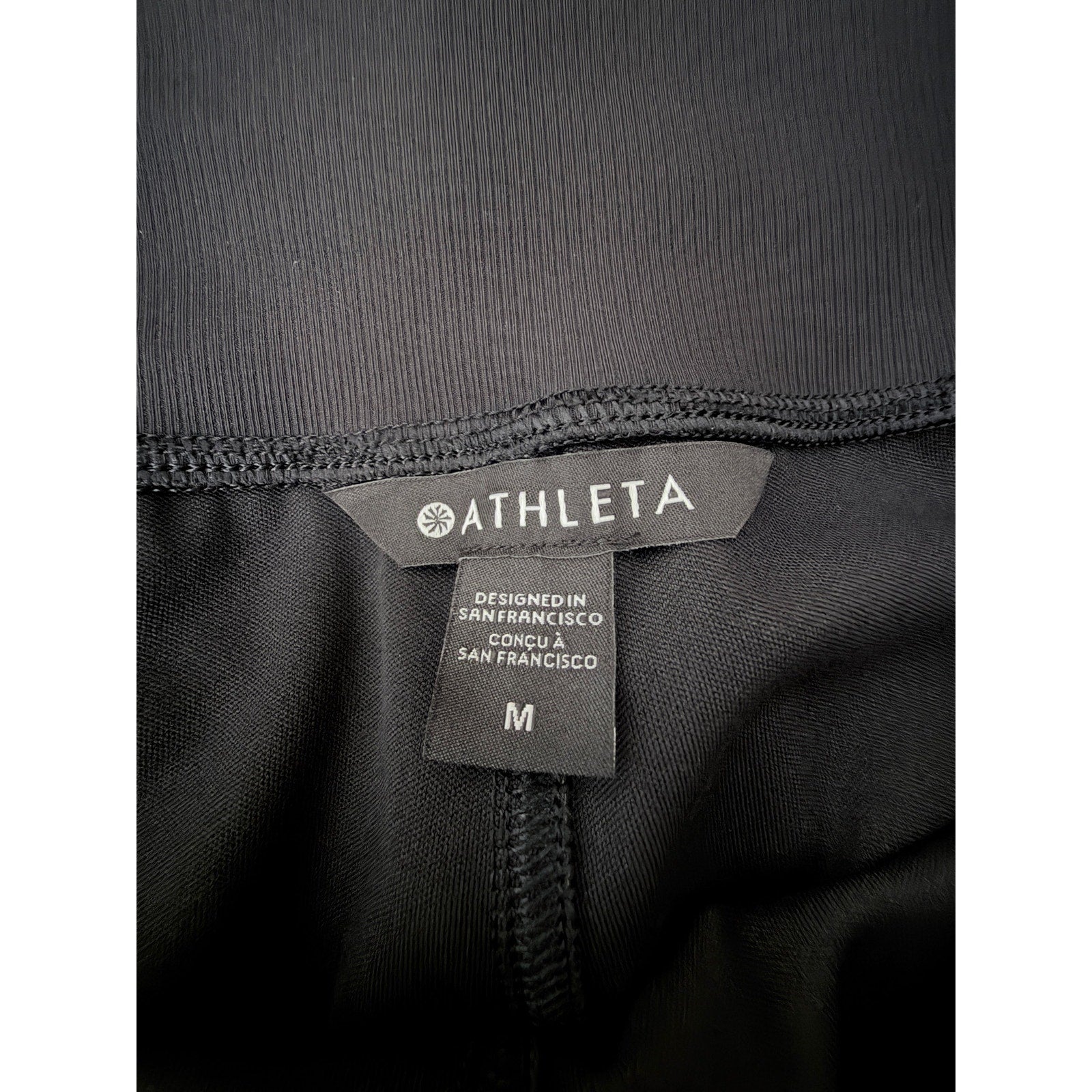 Athleta Black Wide Leg Cargo Pants Womens Medium Pull On Travel Casual