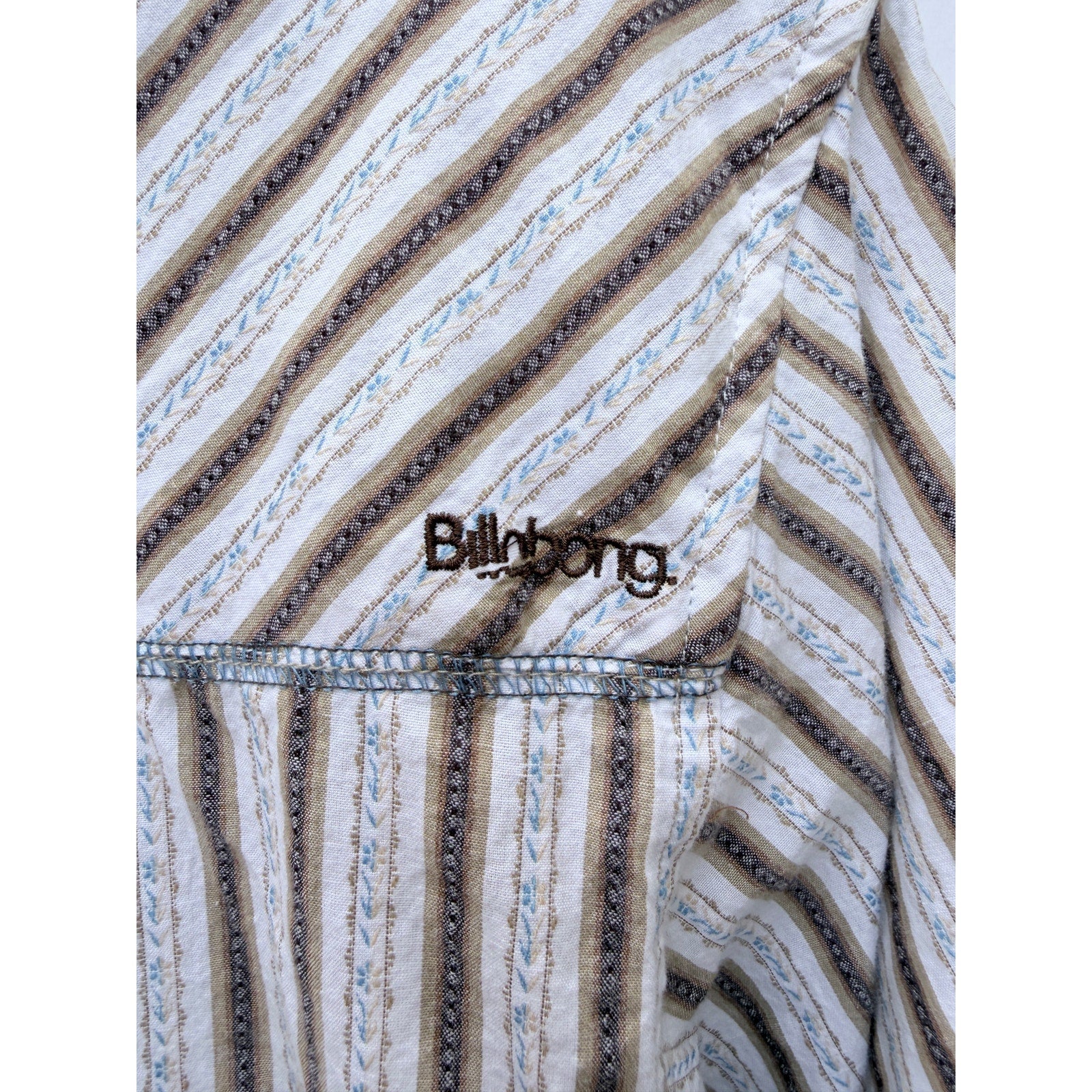 Billabong Button Up Shirt Mens Medium Striped Short Sleeve Surf Casual