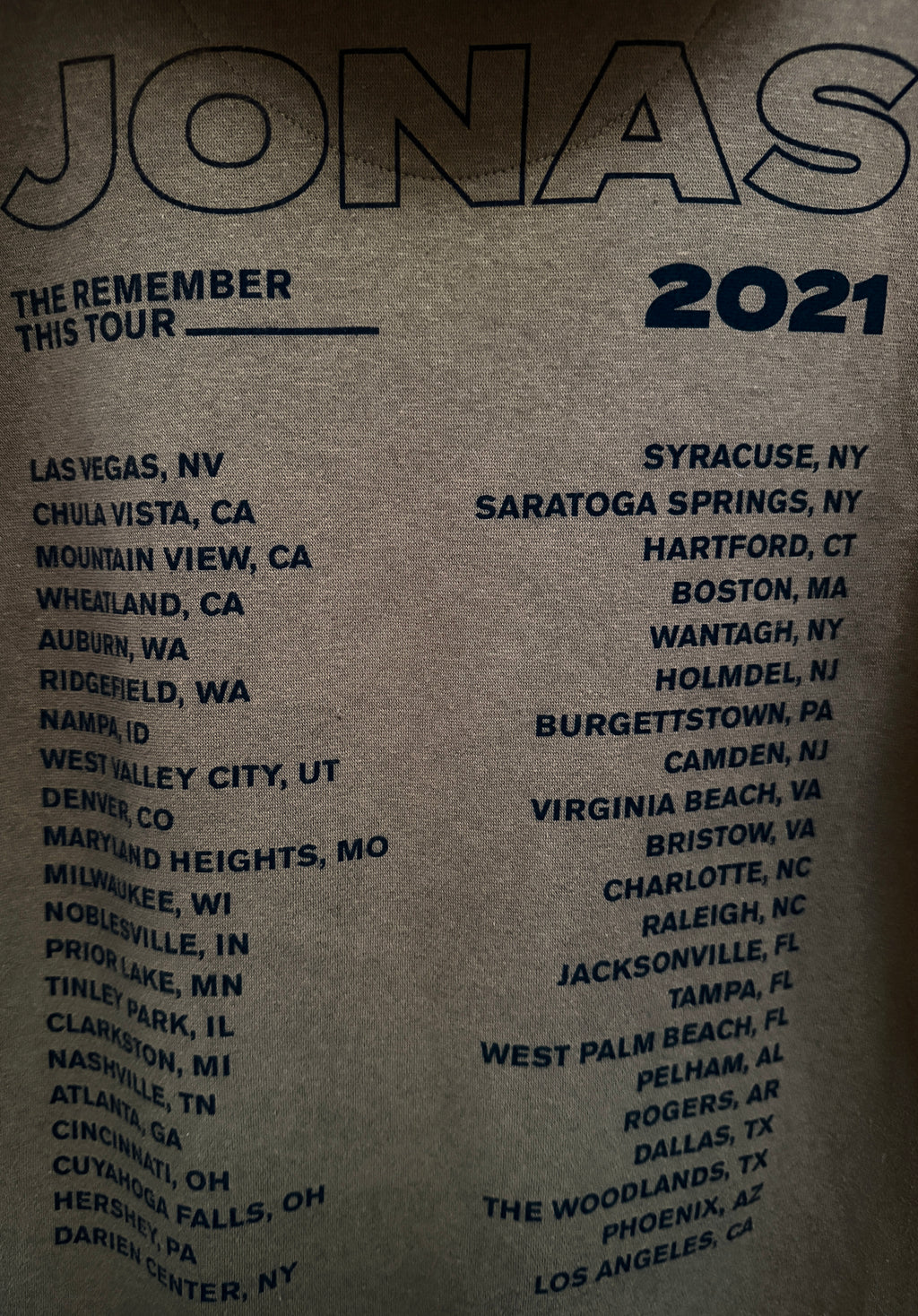 Jonas Brothers Remember This Tour 2021 Hoodie M Tan detail 3