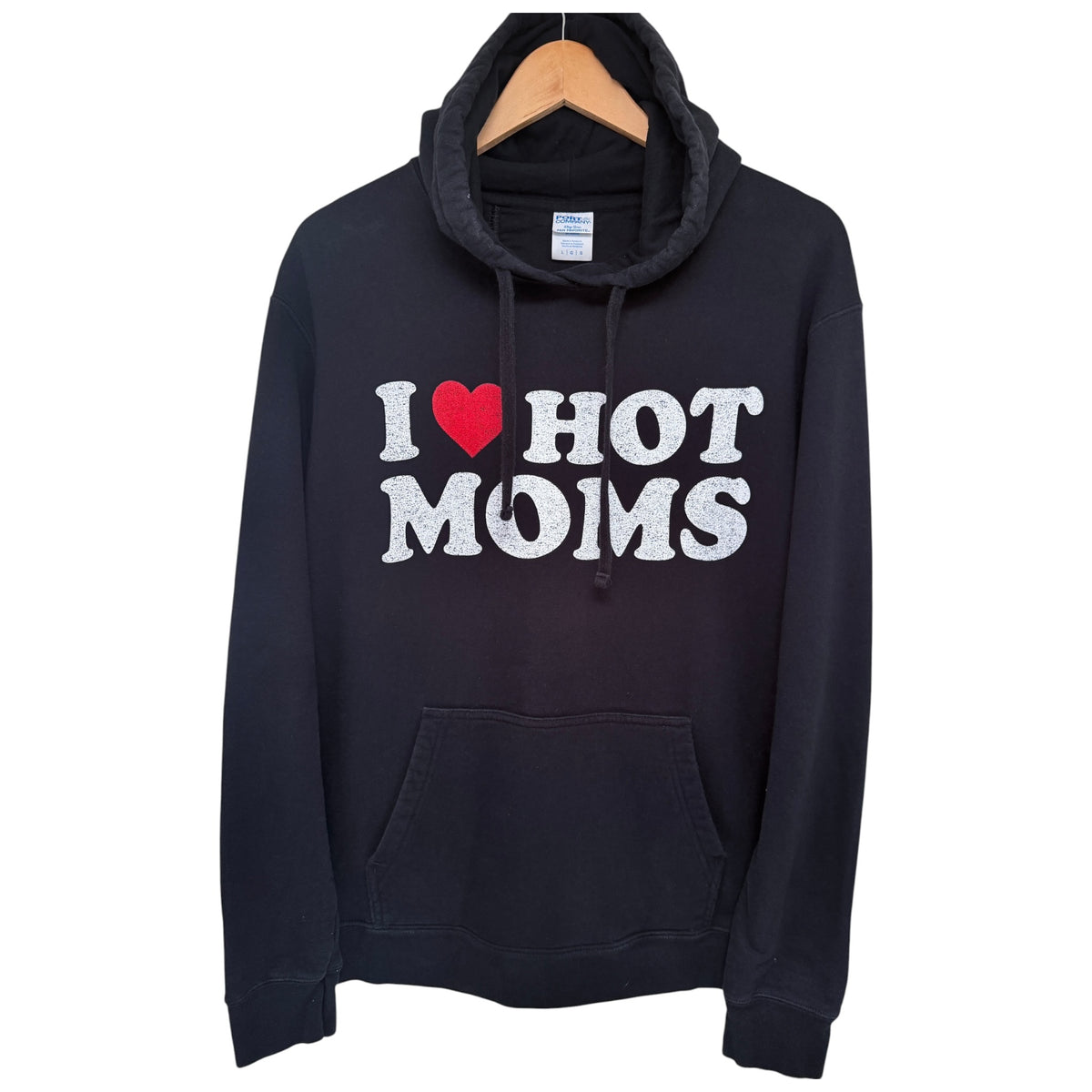 Port & Company I Heart Hot Moms Pullover Hoodie L Black front