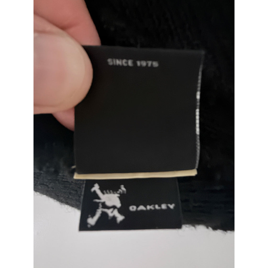 Oakley Performance Fit Black Rib Knit Beanie One Size Winter Hat