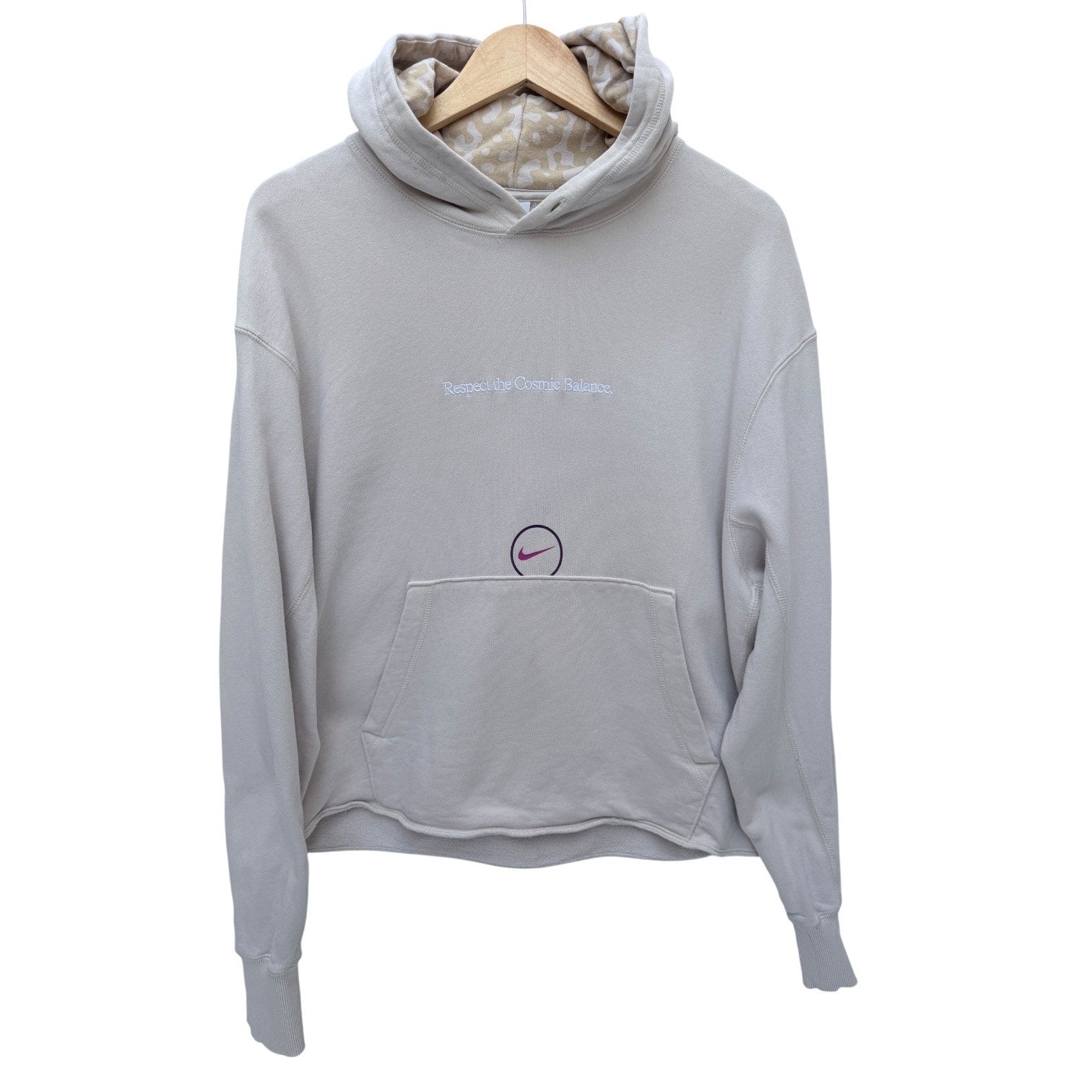 Nike Graphic Hoodie Womens Medium Cream Equilibrium Pullover Sweatshirt