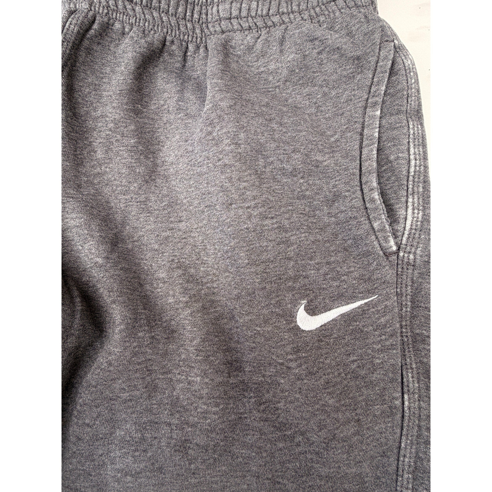 Nike Sweatpants Mens Large Gray Fleece Joggers Athletic Lounge