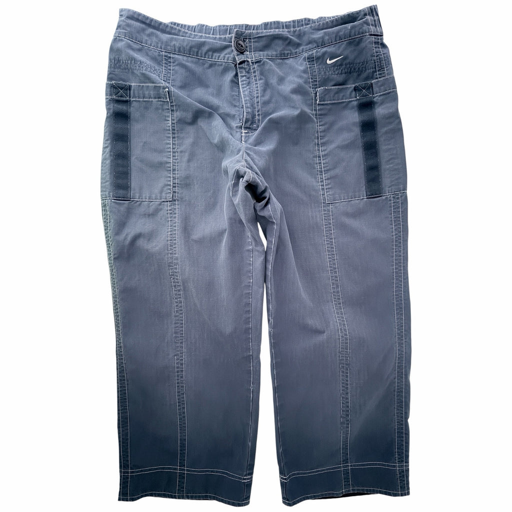 Nike Women's Capri Athletic Pants Medium Blue Elastic Waist Pockets