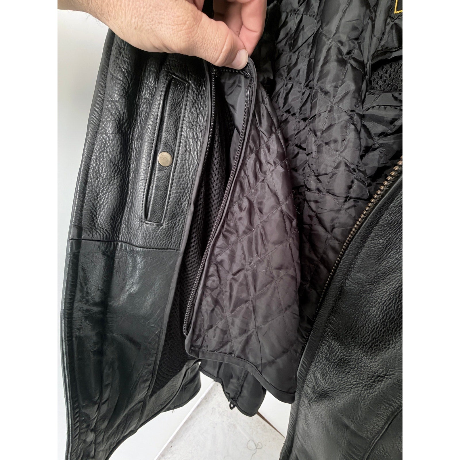 UNIK Ultra Men's Black Leather Motorcycle Jacket Size 50