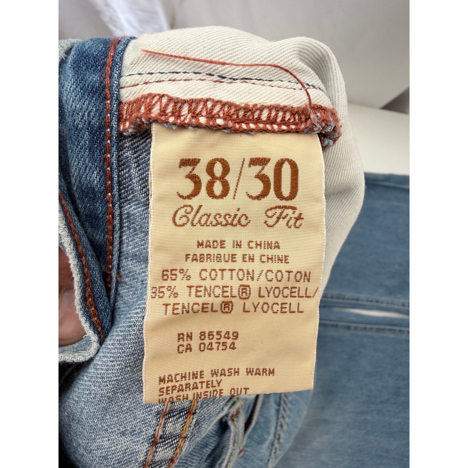 Tommy Bahama Jeans Mens 38x30 Light Wash Classic Fit Denim Pants
