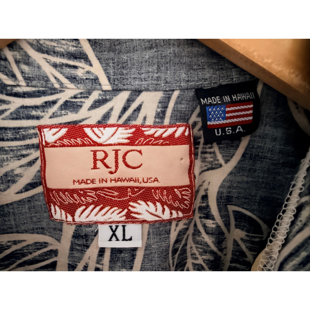 RJC Hawaiian Shirt Mens XL Gray Leaf Print Made In Hawaii Aloha Camp Shirt