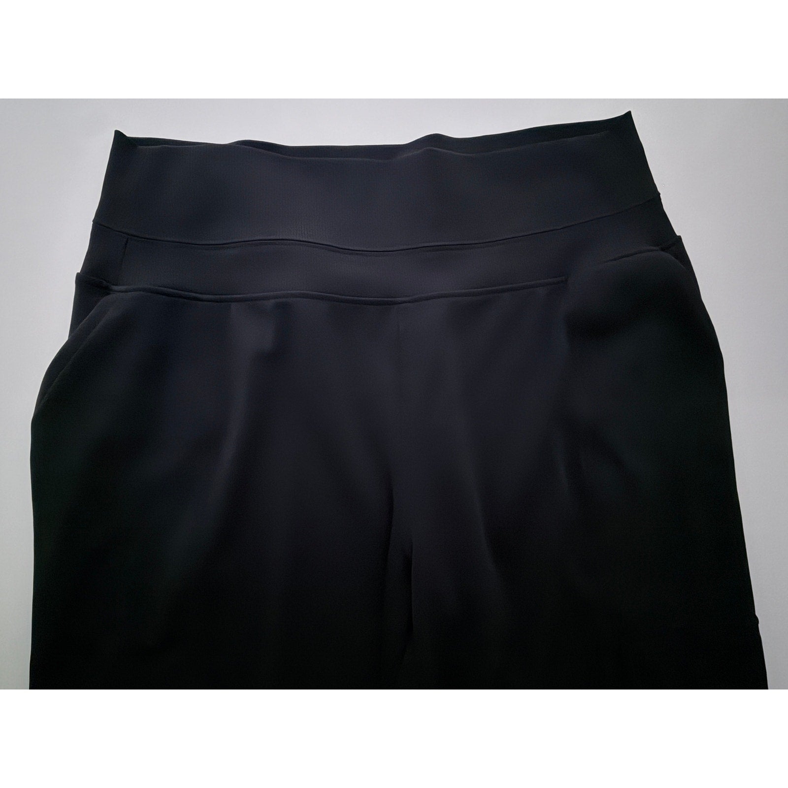 Athleta Wide Leg Cargo Pants Womens Medium Black Stretch Athleisure