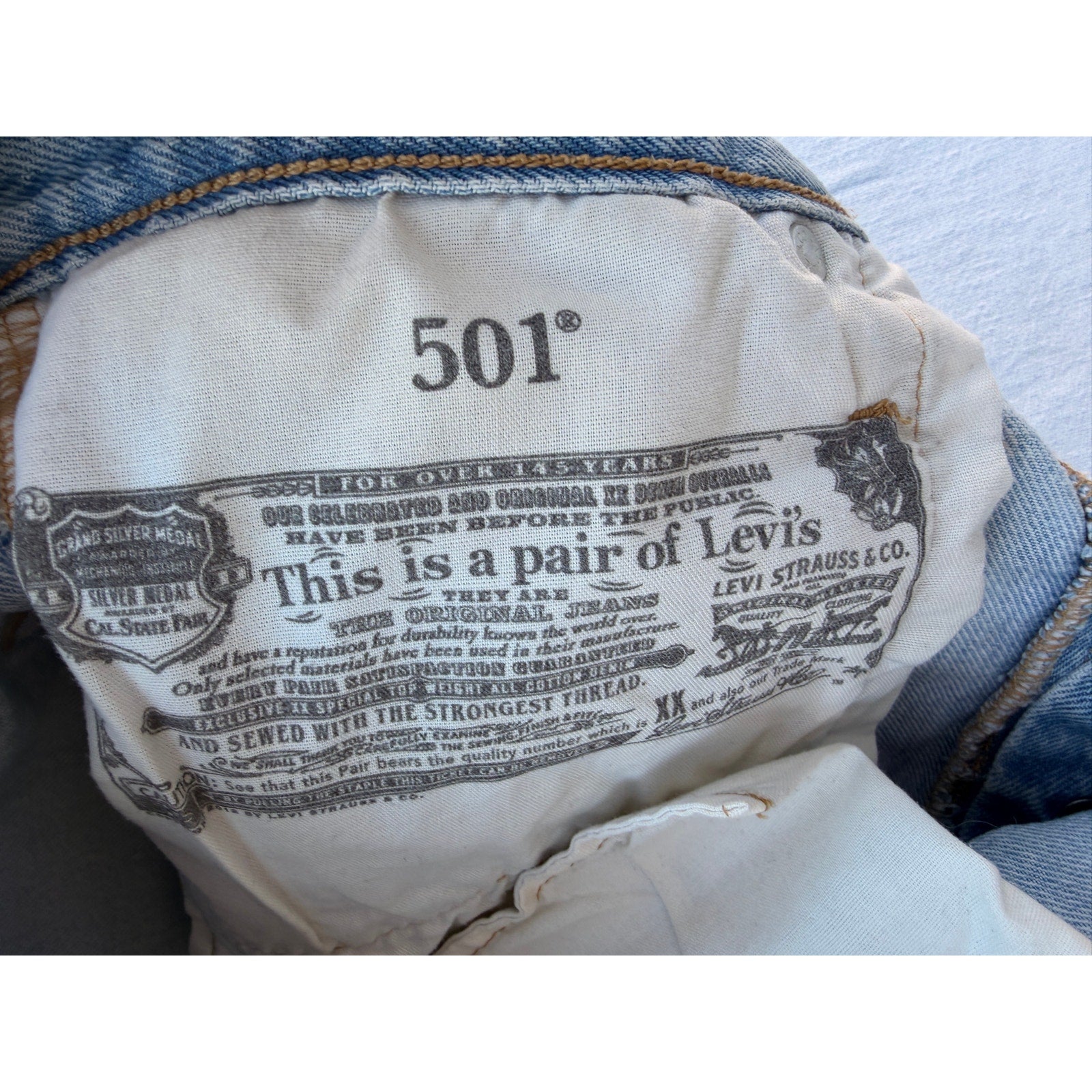 Levi's 501 Denim Shorts Womens 29 Cut Off Distressed Light Wash