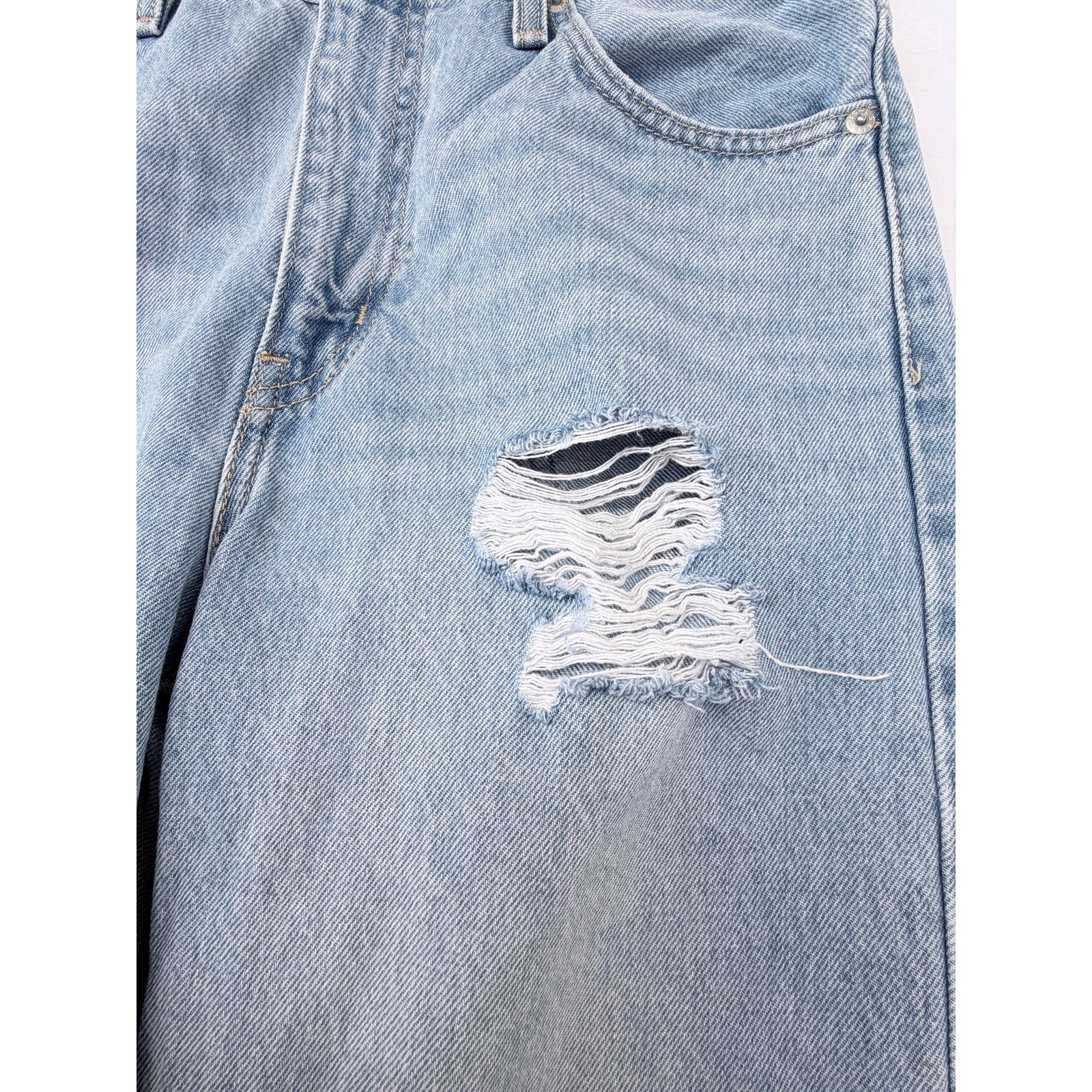 Levi’s Distressed Jeans Womens 26 Light Wash Baggy Skater Denim Pants